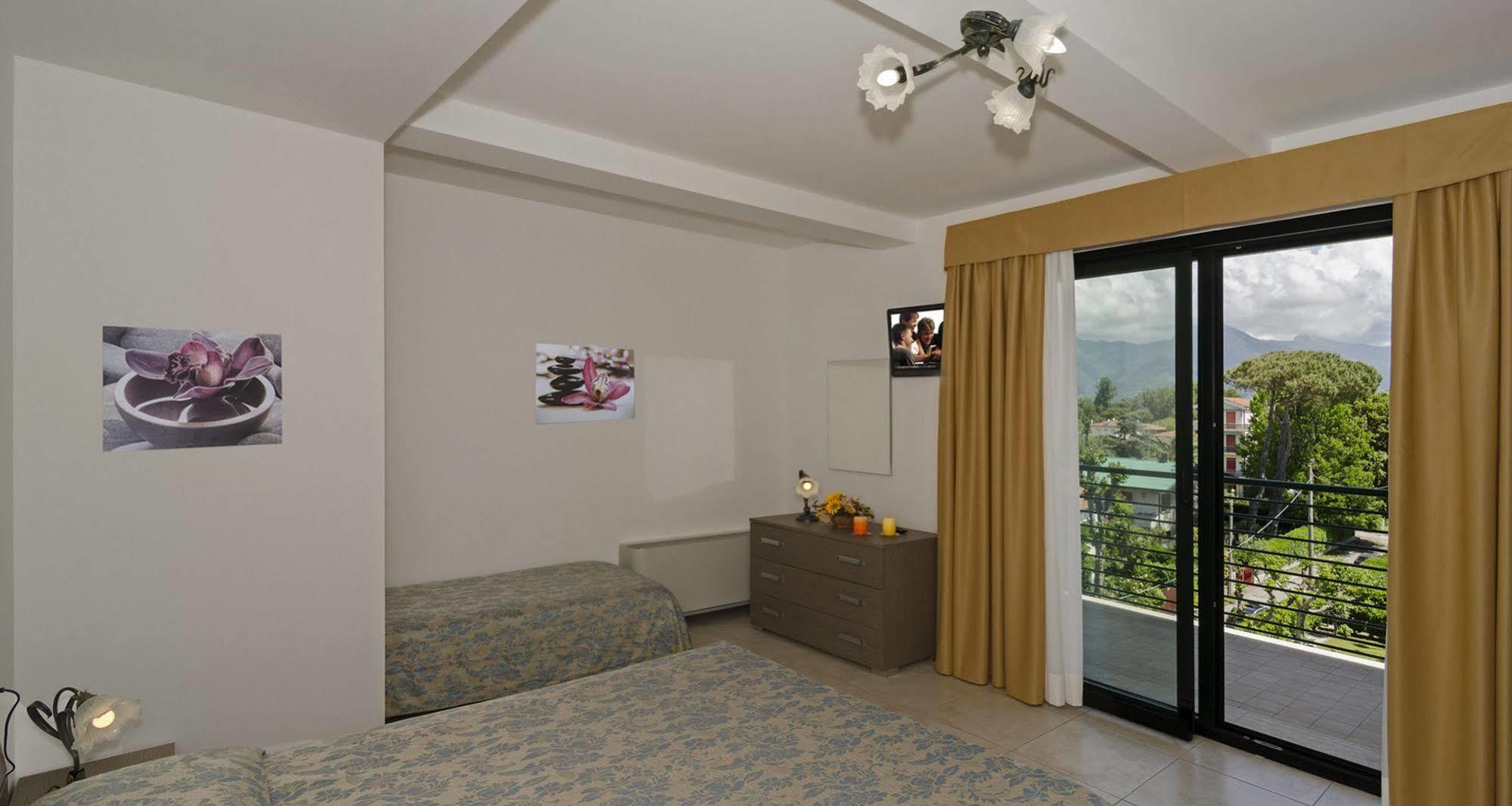 Hotel Paris