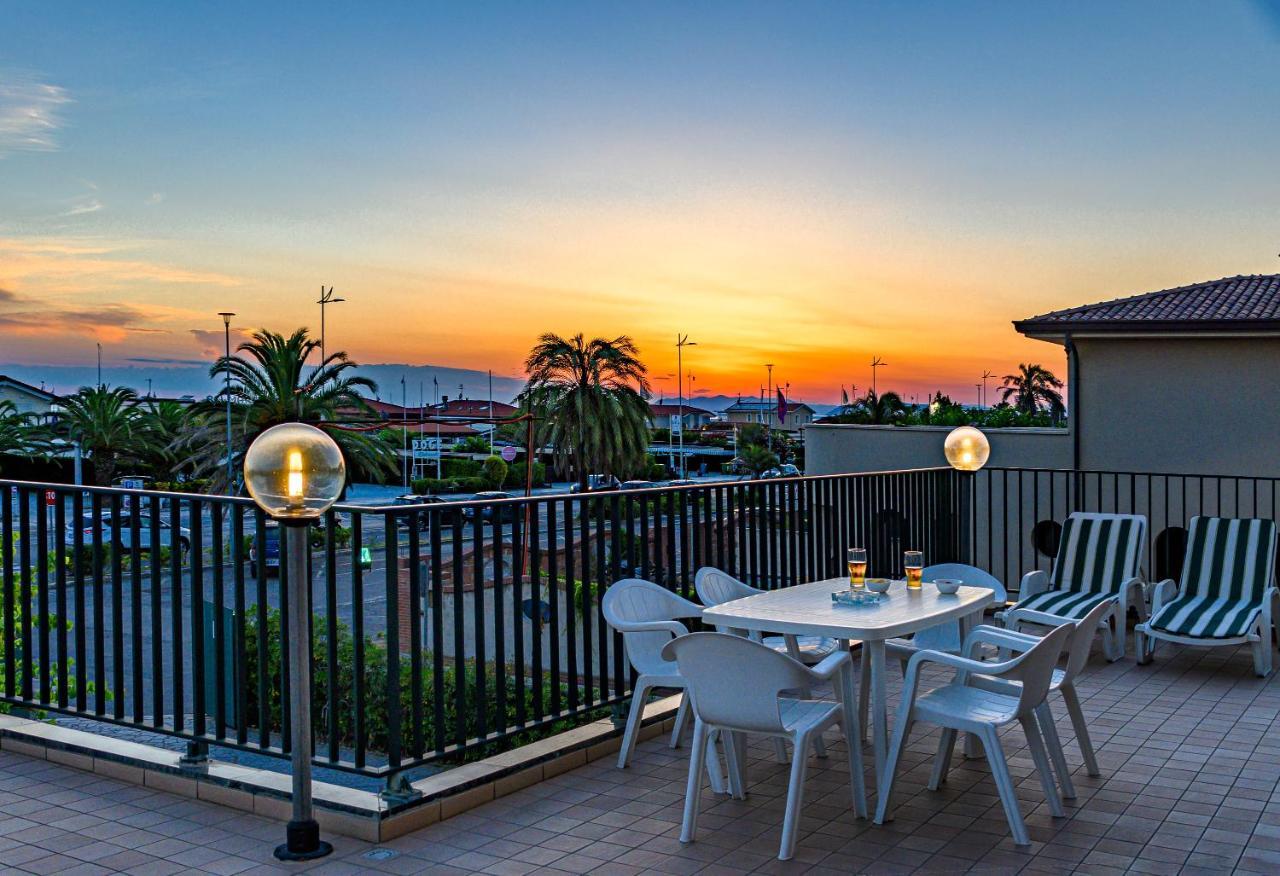 Paris 3* Lido di Camaiore