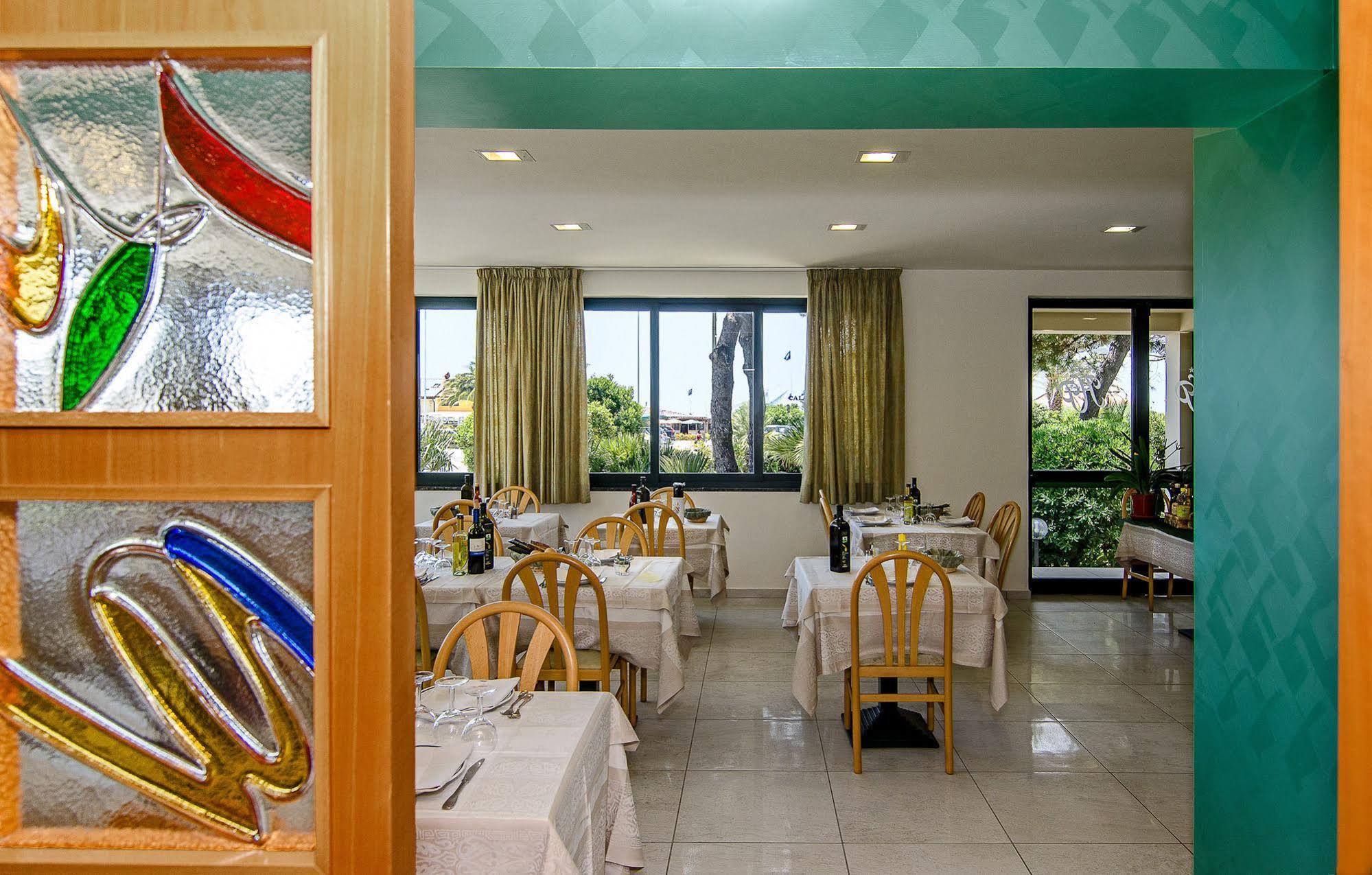 Hotel Paris Lido di Camaiore